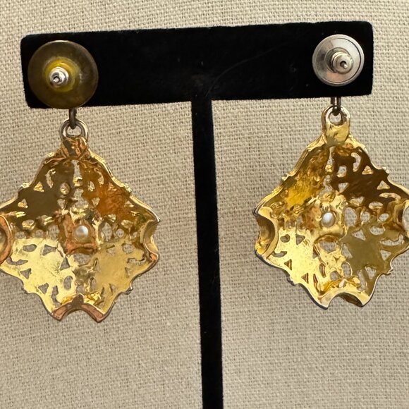 Vintage Pierced Earrings Dangle Large Gold Tone with White Faux Pearls Square - Picture 4 of 4